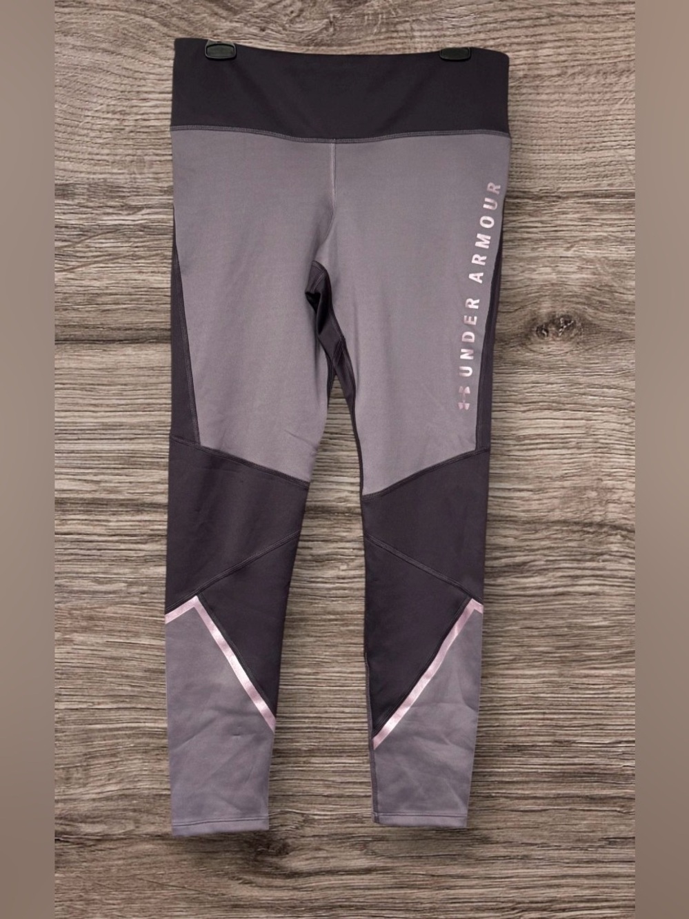 Armour women's colorblocked compression leggings SZ L Purple